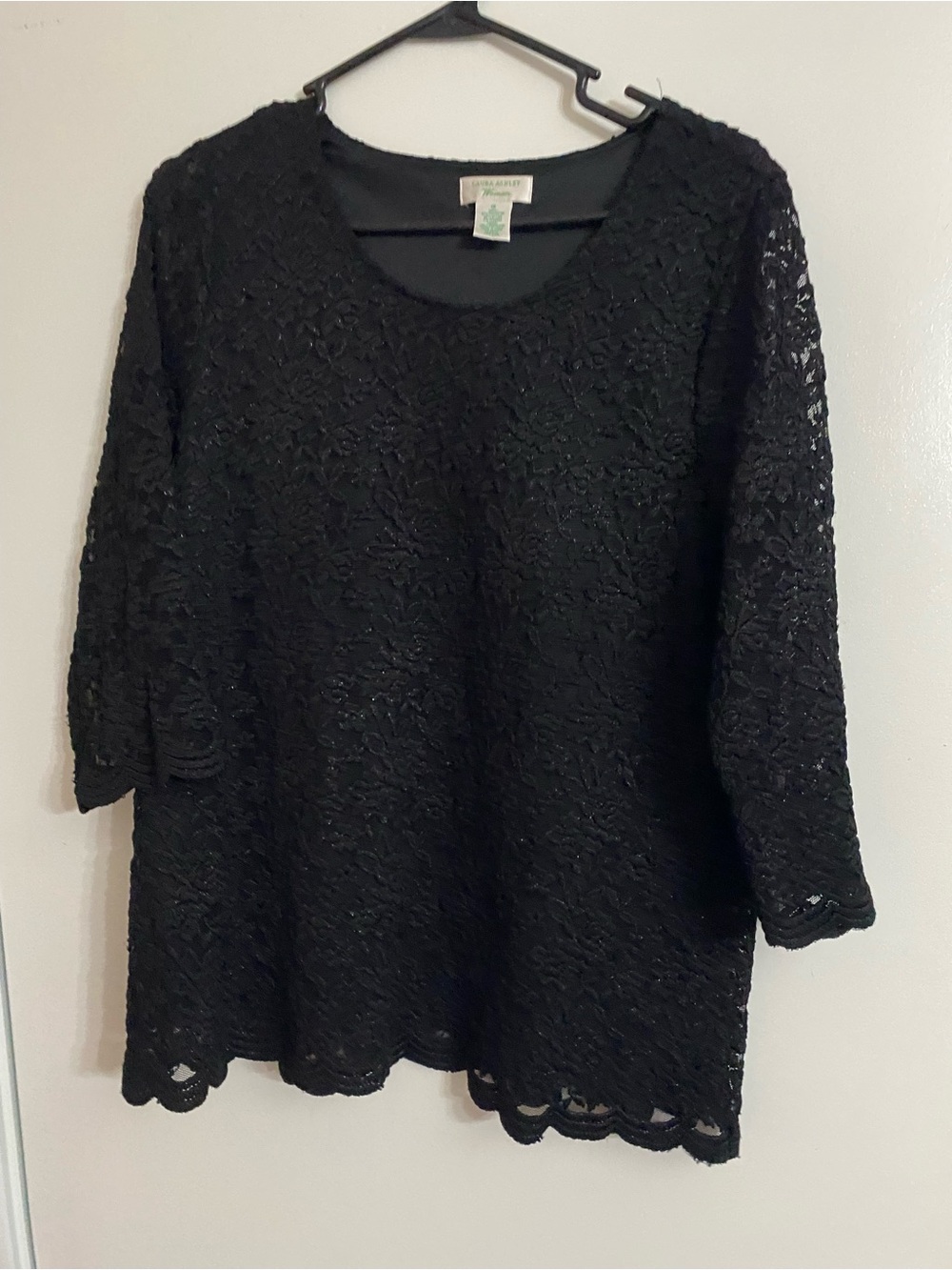 Laura Ashley Black Lace 1X Women's Top